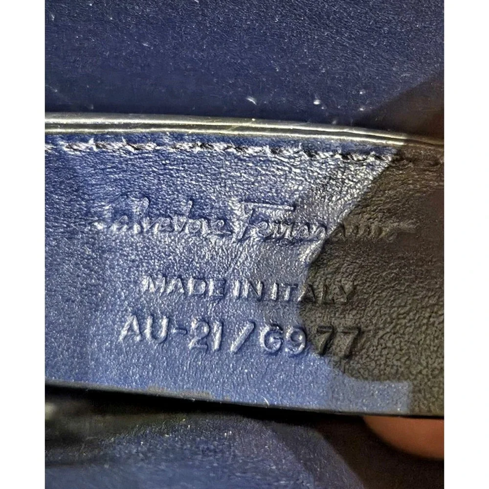 Salvatore Ferragamo Gancini‎ shoulder bag blue leather AU-21/6977